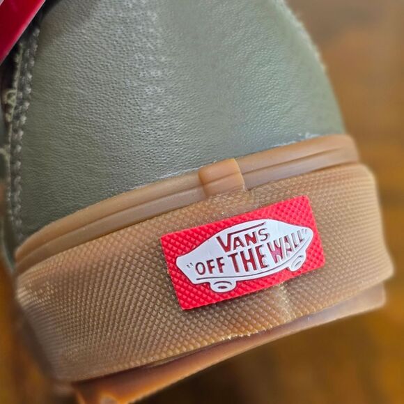 Vans Ultracush Sk-8 Hi MTE Waterproof Shoes Women's 9.5 Green Gum Insulated New - Picture 14 of 16